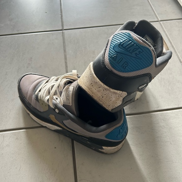 NikeID Custom Air Max 90 sneakers - Picture 5 of 10